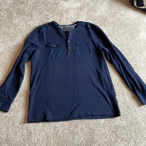 Men’s Banana Republic waffle style, long sleeve Henley T-shirt, size extra large
